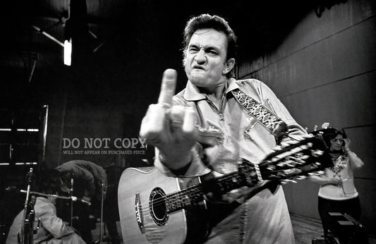 Johnny Cash Photograph 11 X 17 - Magnificent 1969 Middle Finger Portrait - Flipping The Bird - Outlaw Country - Best Quality Version (100% Guaranteed) - Rare Photo - Poster Art Print