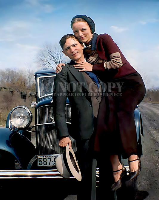 Bonnie & Clyde Photograph 8 X 10 - Legendary 1934 Portrait - The Barrow Gang - American Gangsters - Stunning Photo - Exceptionally Restored & Colorized - Bonnie Parker - Clyde Barrow - Magnificent Picture - 8X10 Inches - RARE Image - Poster Art Print
