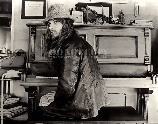 Leon Russell Photograph 11 X 14 | Magnificent 1970 Portrait | Legendary American Music | Icon Rock n' Roll Pianist | Country Music Star | Stunning Picture | Americana | 11X14 Inches | Rare Photo | Poster Art Print