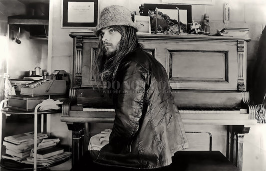Leon Russell Photograph 11 X 17 | Magnificent 1970 Portrait | Legendary American Music | Icon Rock n' Roll Pianist | Country Music Star | Stunning Picture | Americana | 11X17 Inches | Rare Photo | Poster Art Print